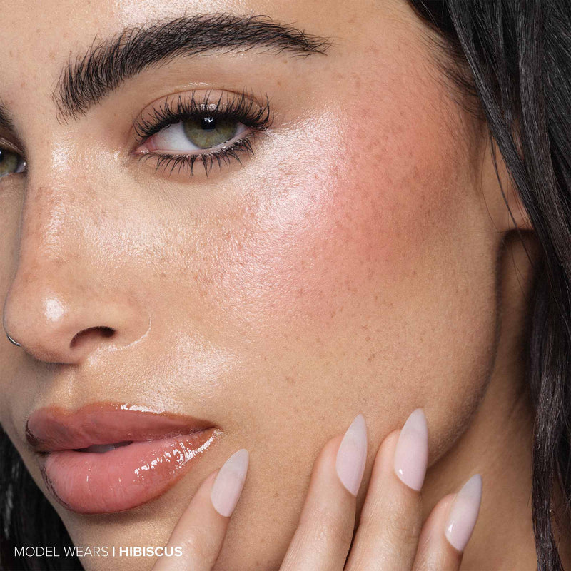 Hibiscus | Blurring Blush Serum - Hibiscus On Model 