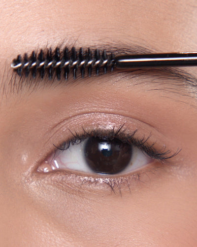 Fluffy & Natural Brows Using Clear Brow Gel