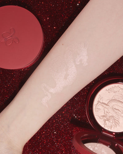 Glow Seeker Pearl Highlighter Swatches