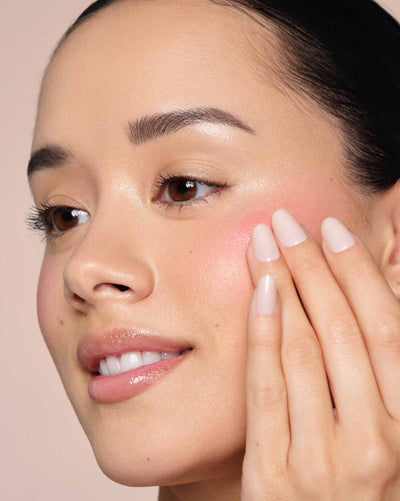 HOW TO APPLY: BLURRING SERUM BLUSH IN GUAVA