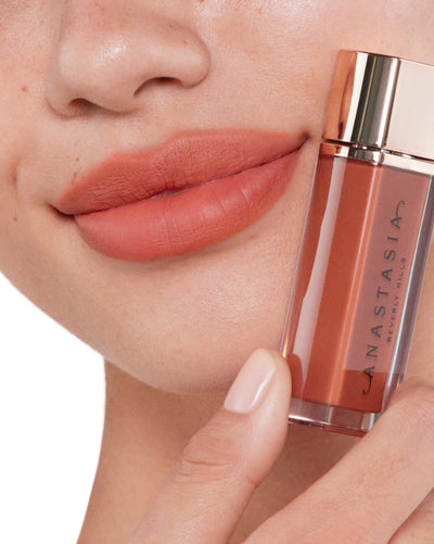 How To Apply: Lip Velvet In Peach Amber
