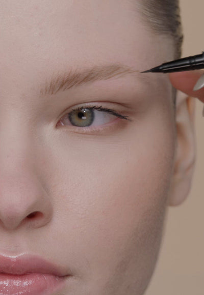 How To Use: MicroStroke Brow Pen in Blonde