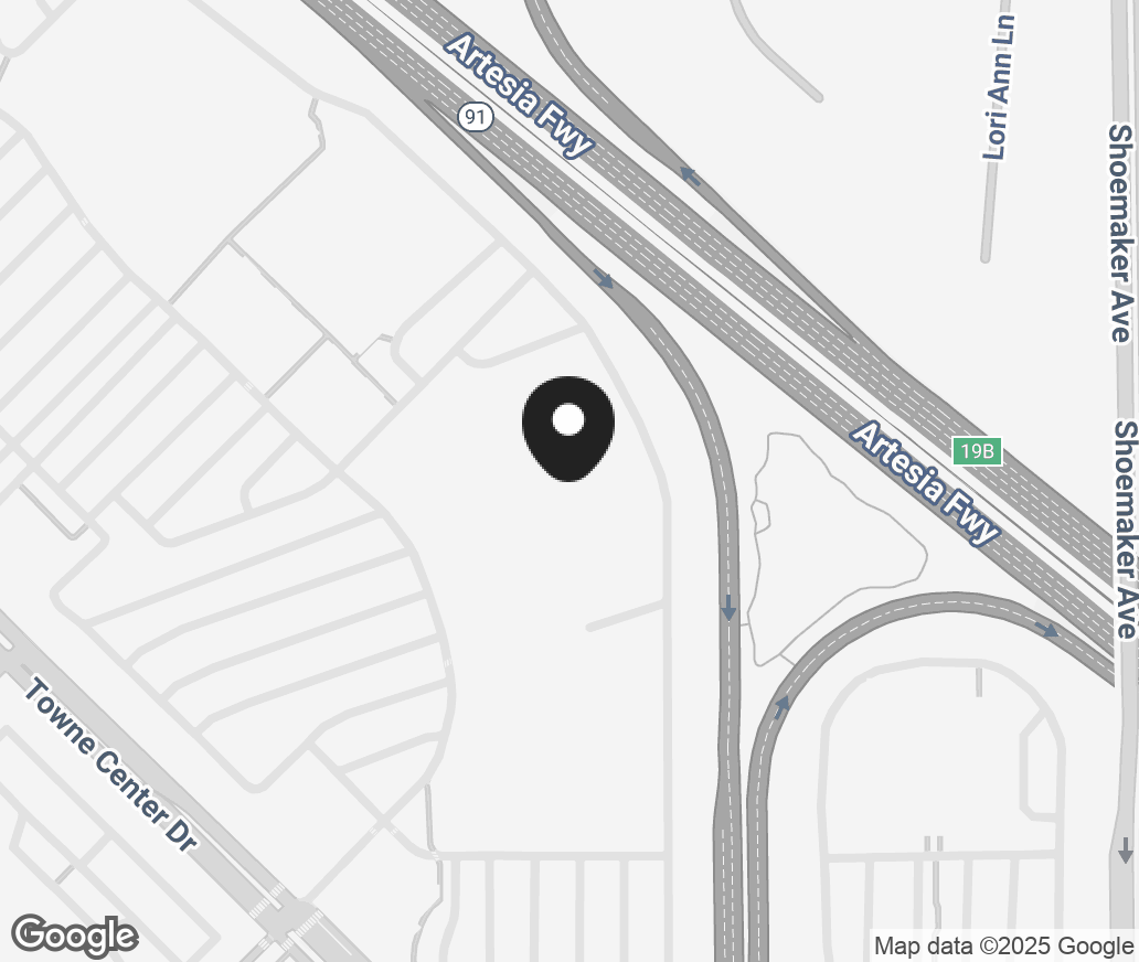 Google Map of 12821 Towne Center Dr, Cerritos CA 90703